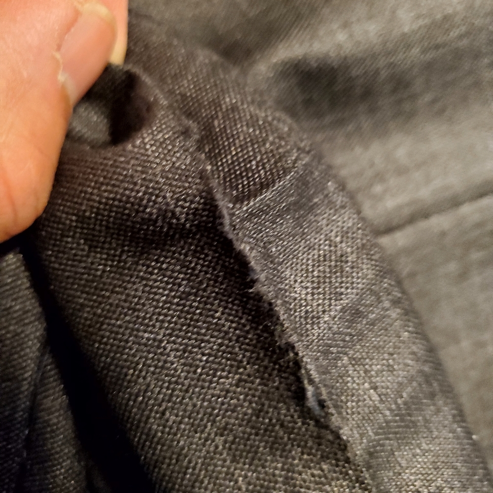 Charcoal Grey Suit - Kenneth Cole Reaction - 42R - Picture 12 of 12